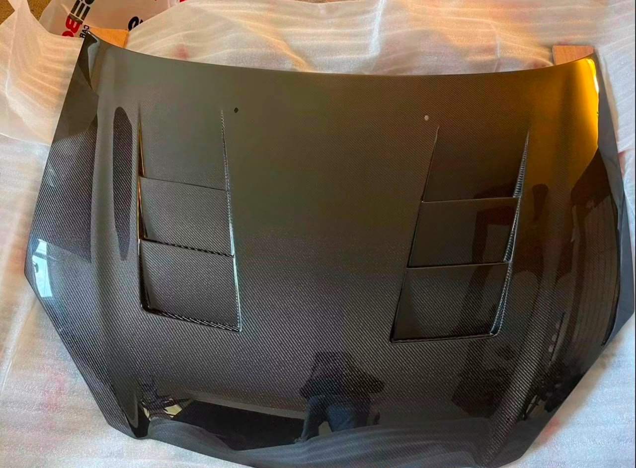 Seibon TS-Style Carbon Fiber Hood – 2002–2006 Acura RSX (DC5)